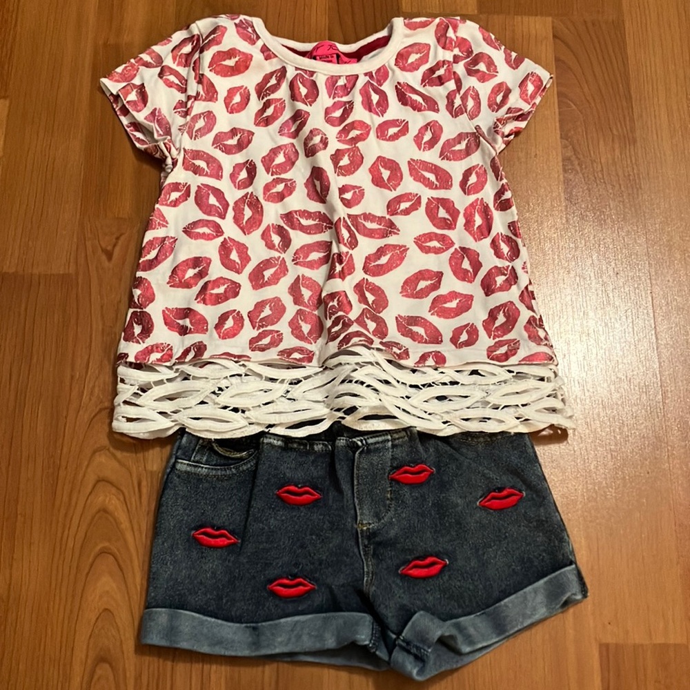 BETSY JOHNSON SET